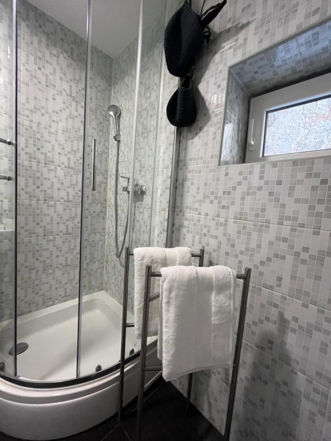 Apartman Passagio 罗维尼 外观 照片