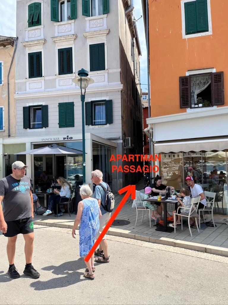 Apartman Passagio 罗维尼 外观 照片